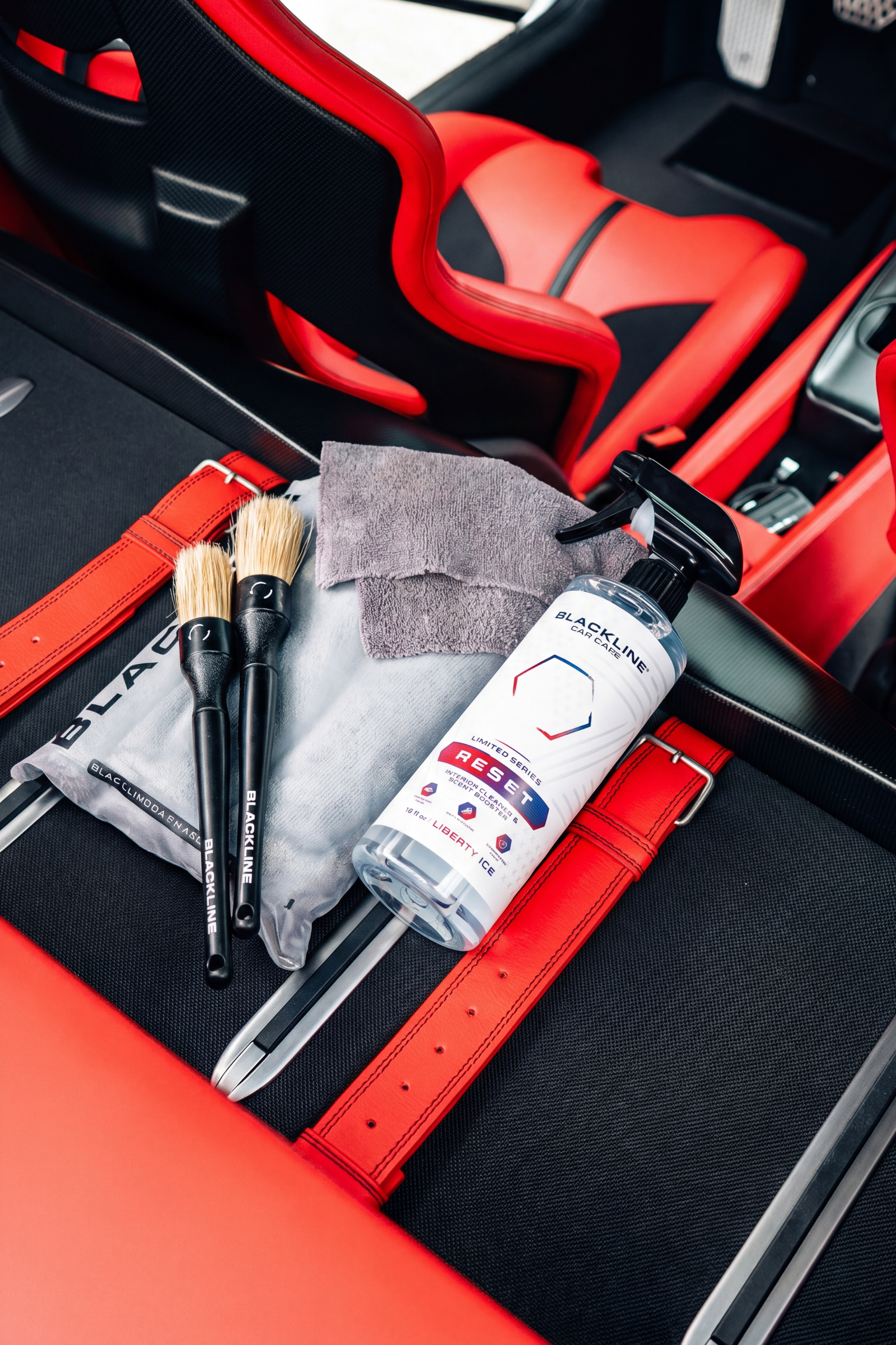 BLACKLINEยฎ RESET INTERIOR CLEANER & SCENT BOOSTER