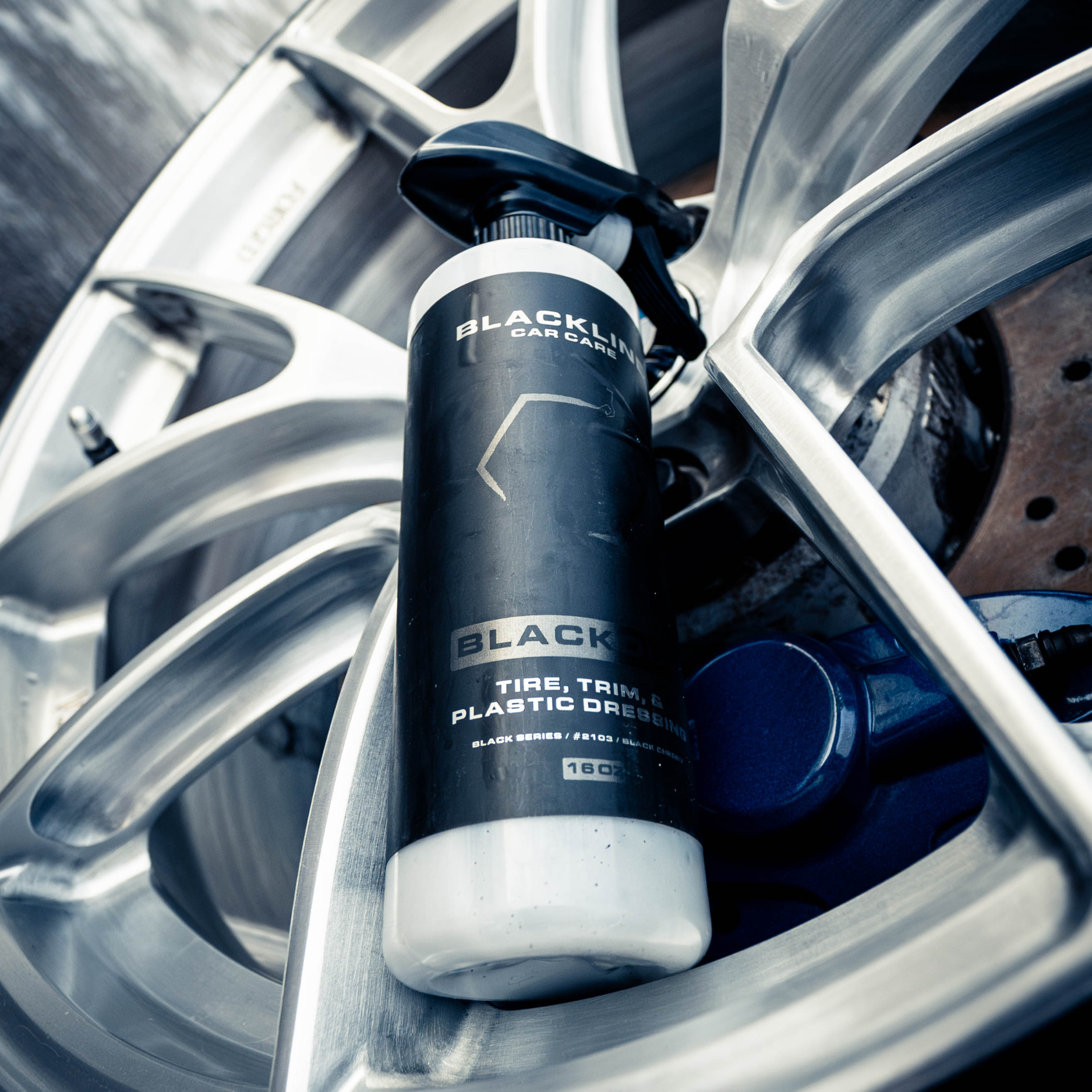 BLACKLINE™ WHEEL & TIRE KIT