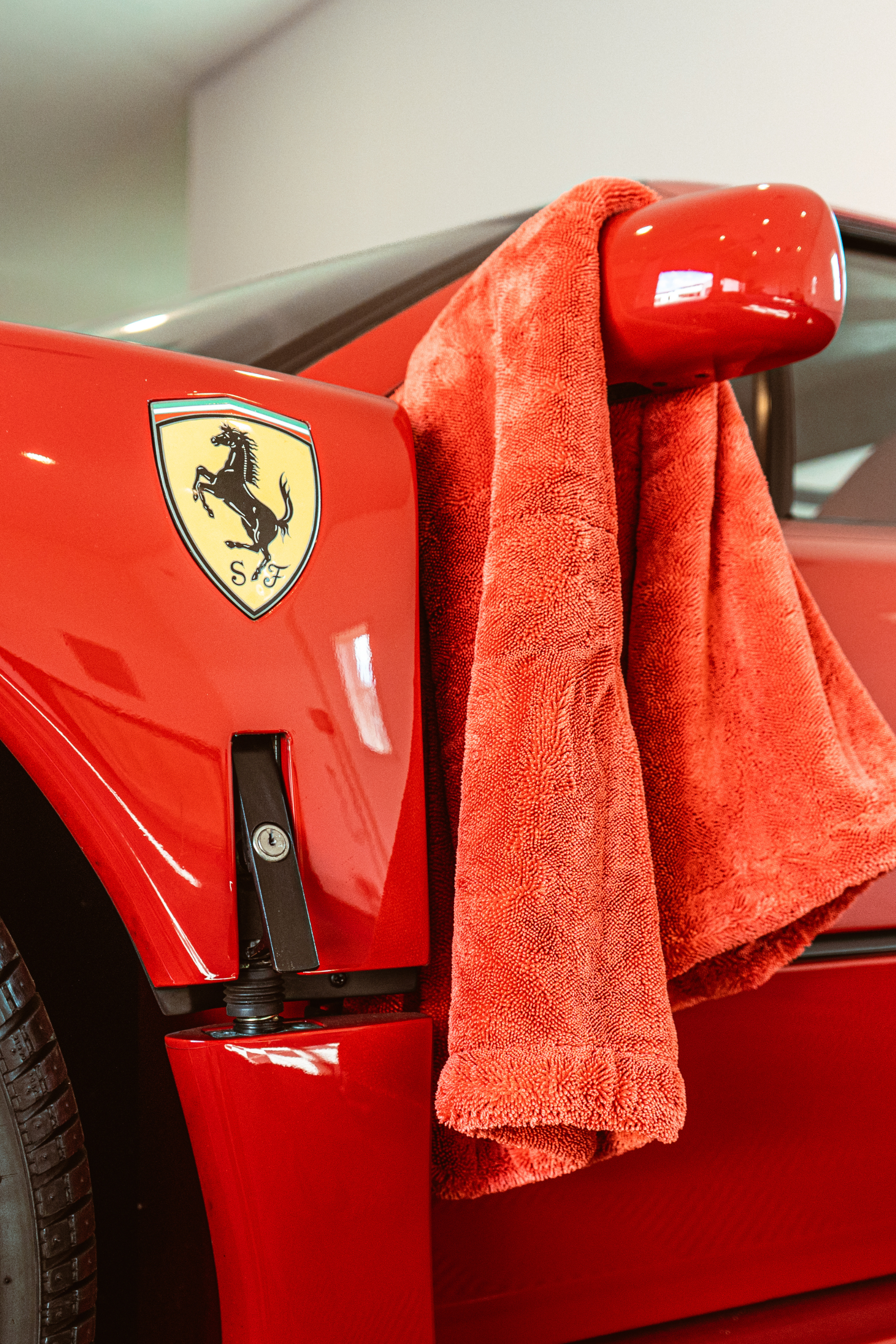 BLACKLINEยฎ TWISTED-LOOP DRYING TOWEL