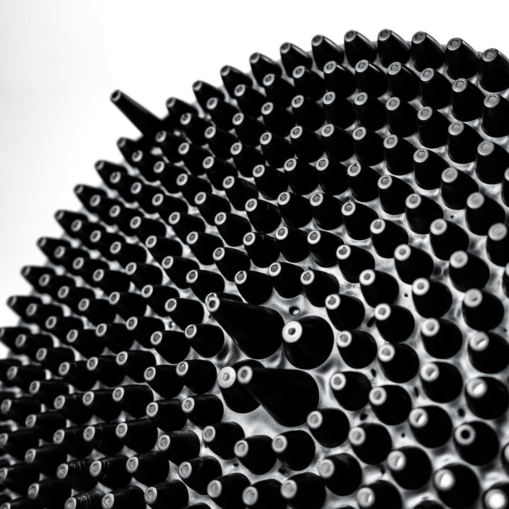 BLACKLINE® DETAILING BUCKET W/ GRIT GAURD