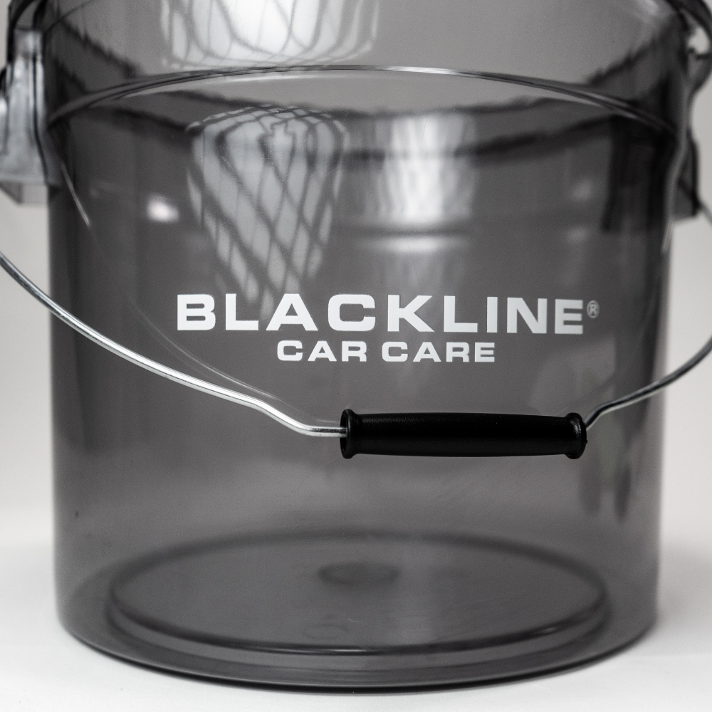 BLACKLINE® DETAILING BUCKET W/ GRIT GAURD
