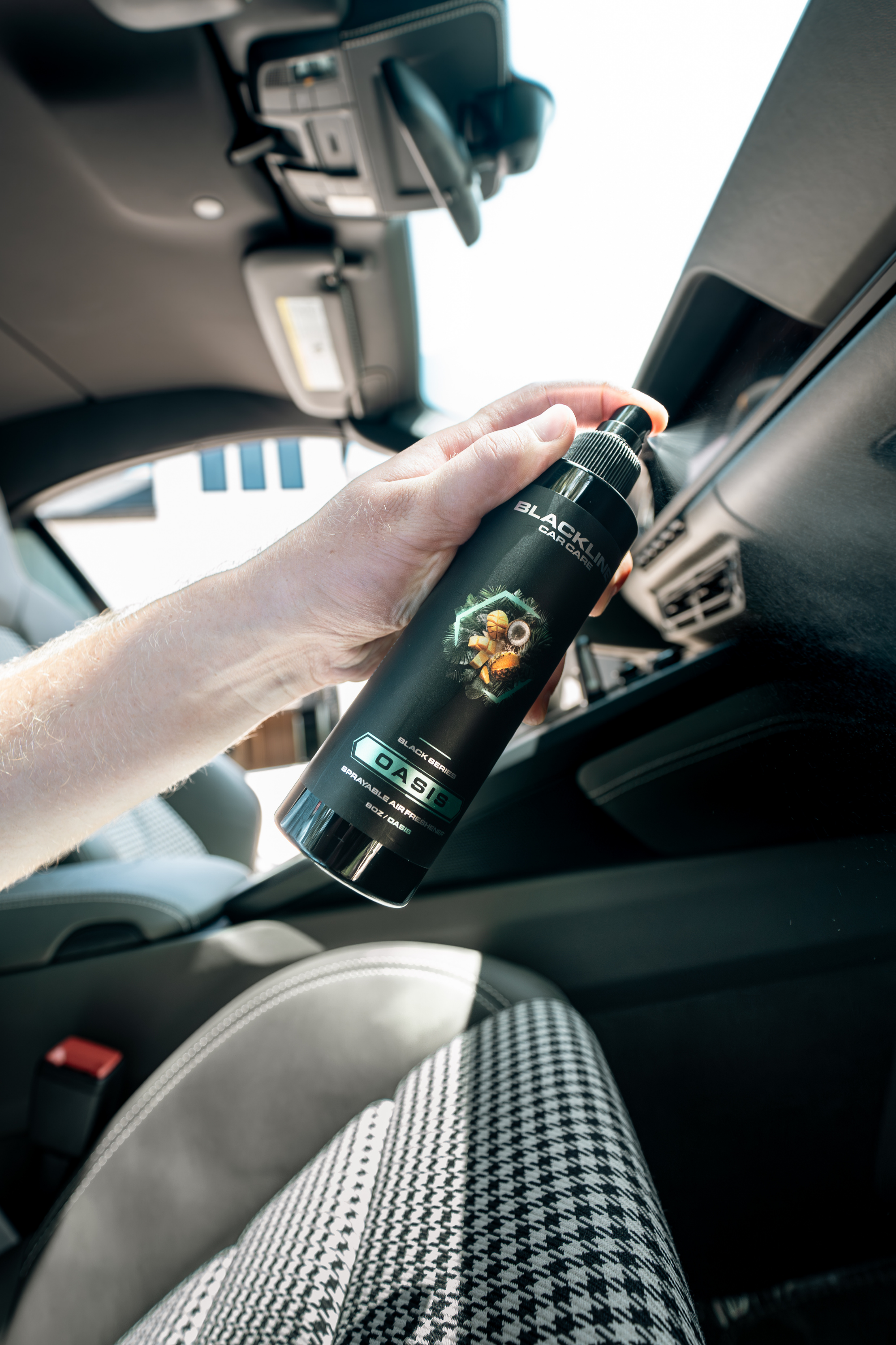 BLACKLINEยฎ 8oz AIR FRESHENER