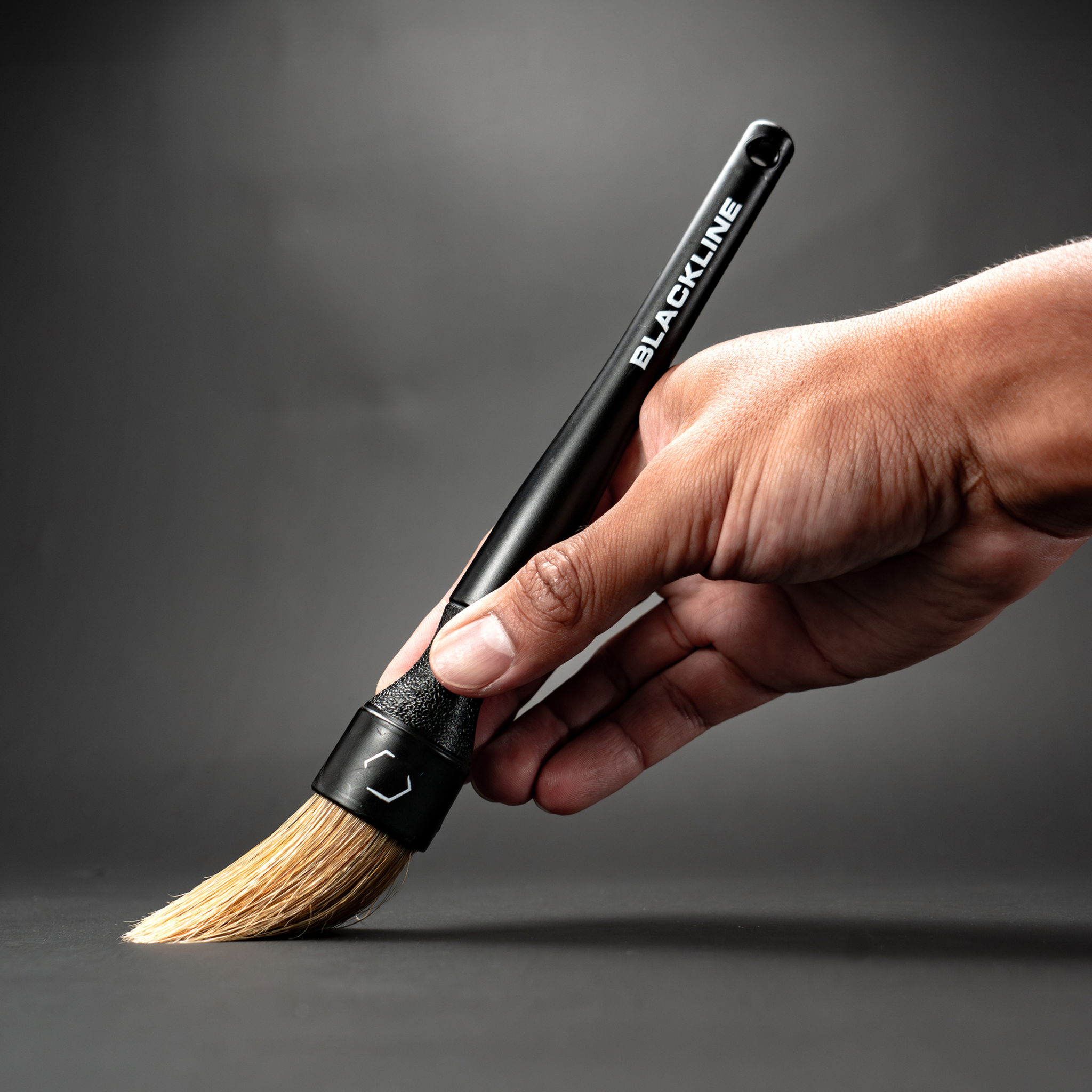 BLACKLINE® BOAR'S HAIR BRUSH SET
