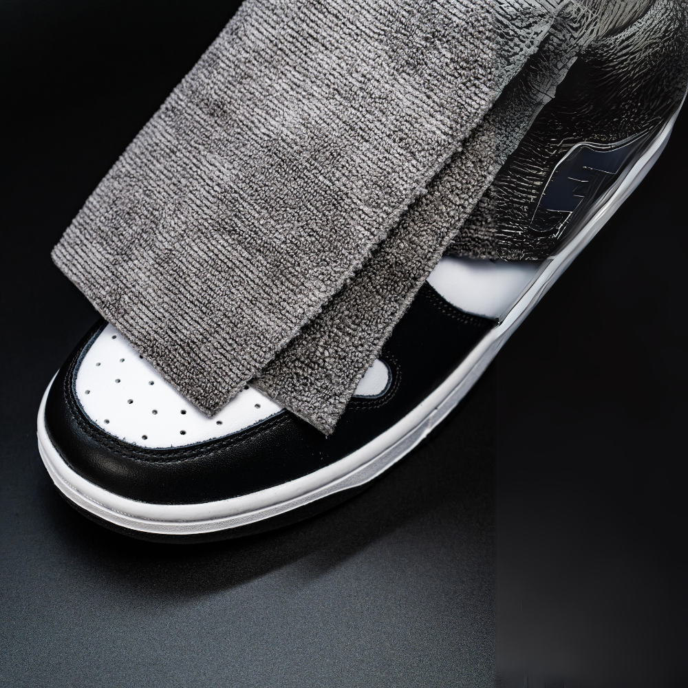 BLACKLINE® ELMT Shoe Cleaning Kit