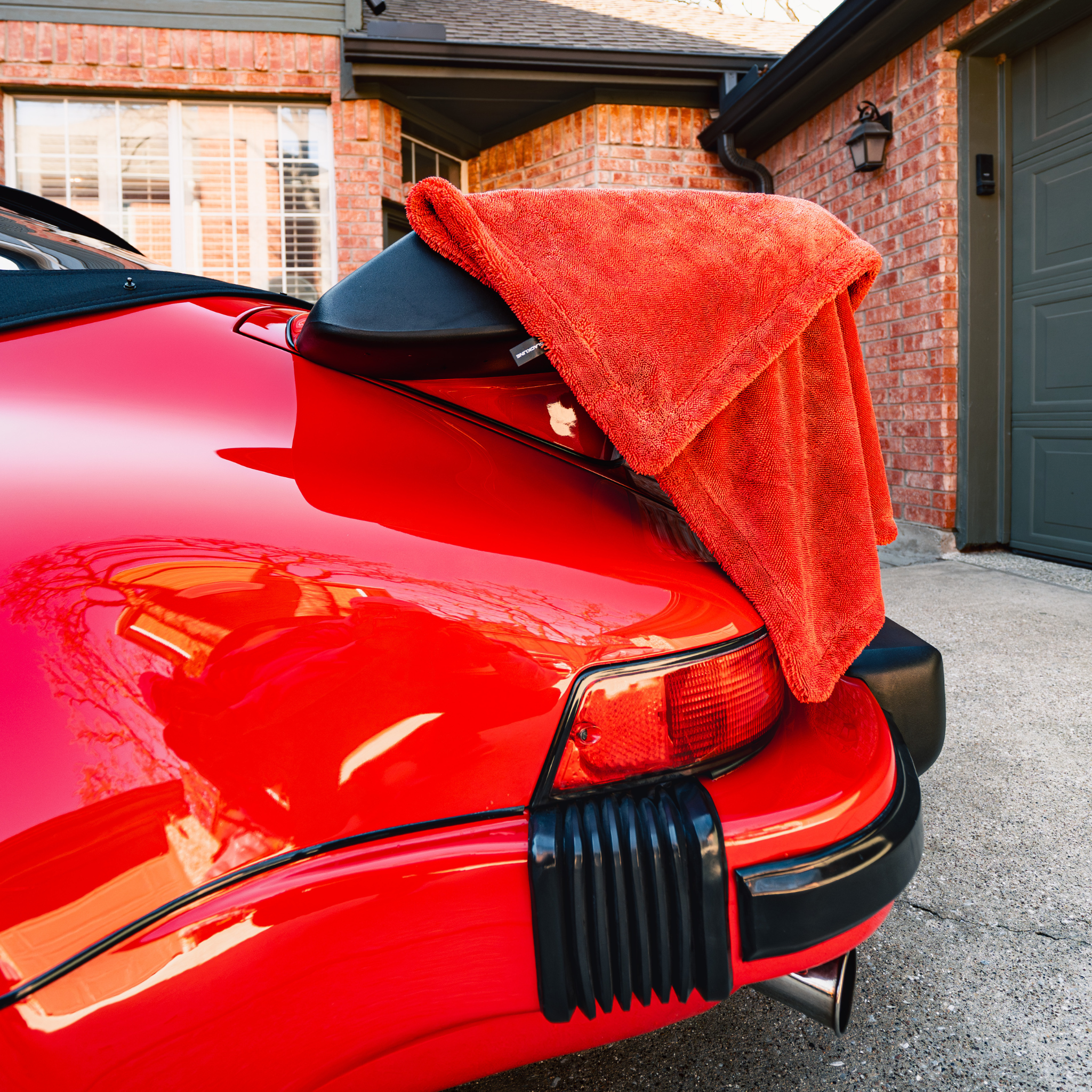 BLACKLINE® TWISTED-LOOP DRYING TOWEL