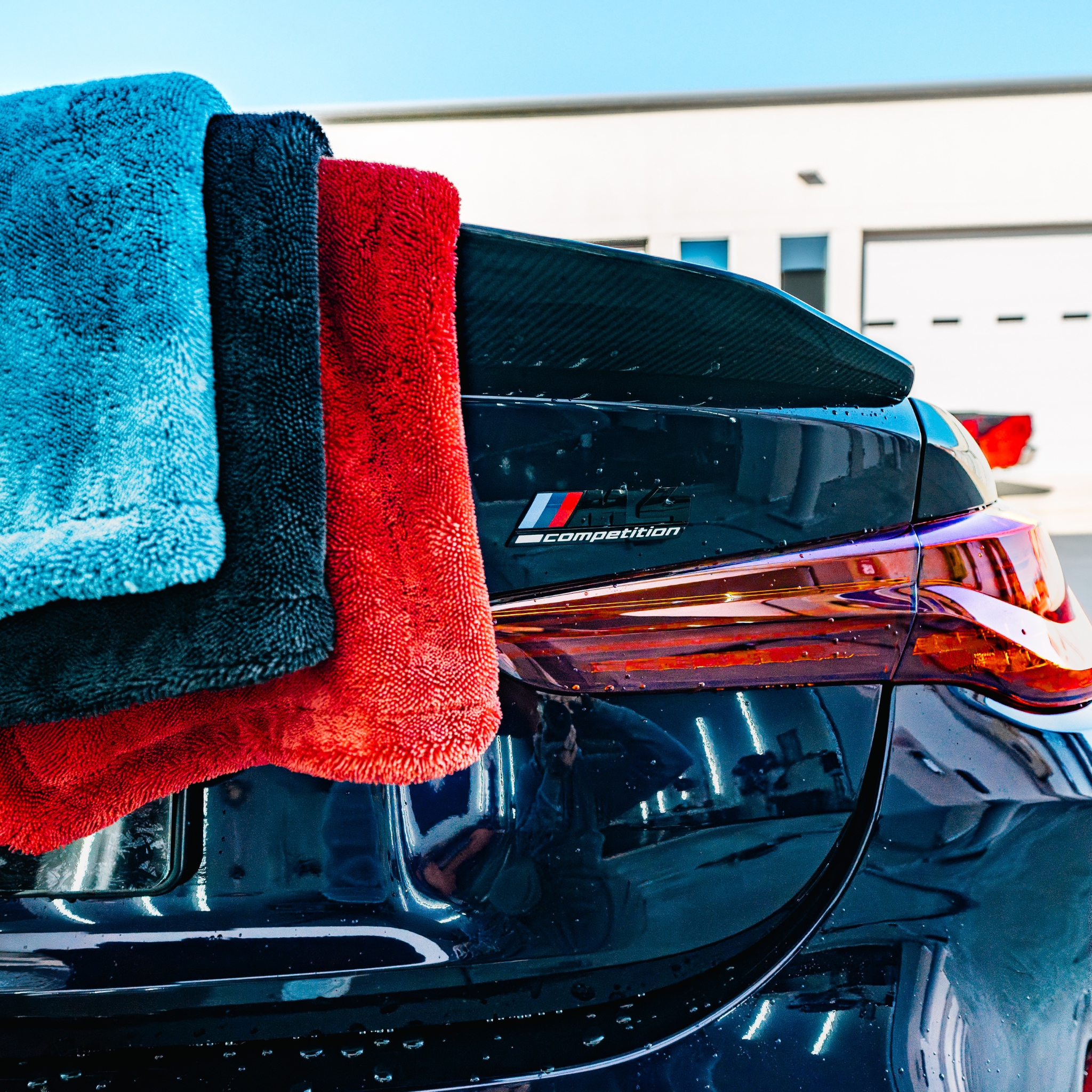 BLACKLINE® TWISTED-LOOP DRYING TOWEL
