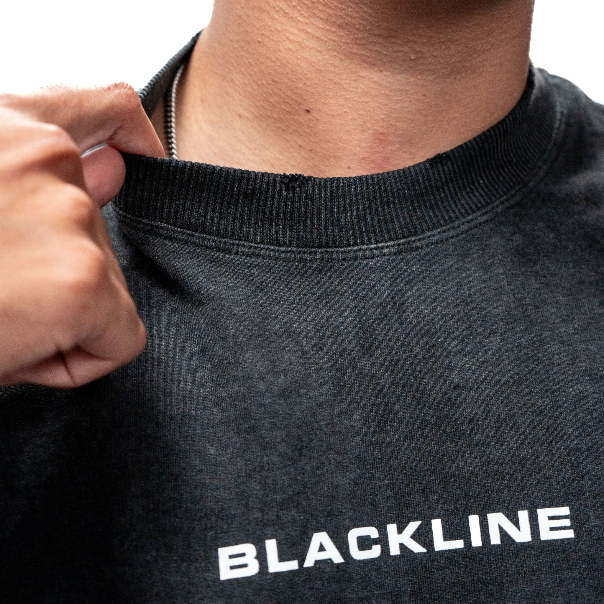 BLACKLINE® Oversized T-Shirt