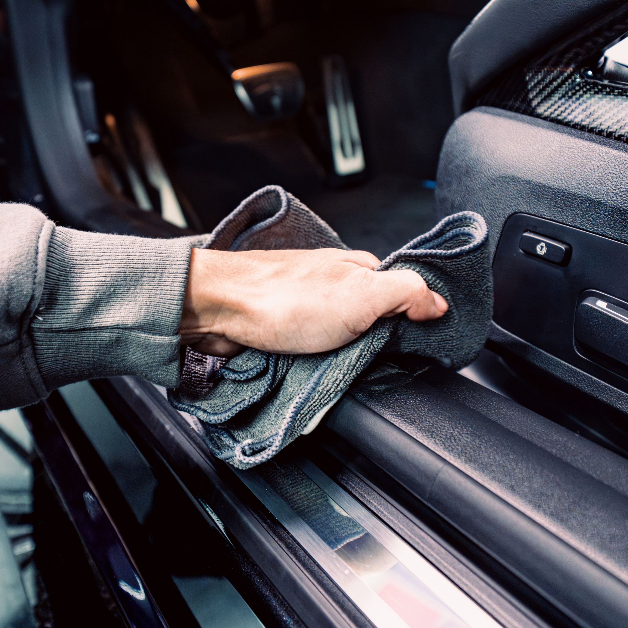 BLACKLINE® EVERYDAY MICROFIBER TOWELS