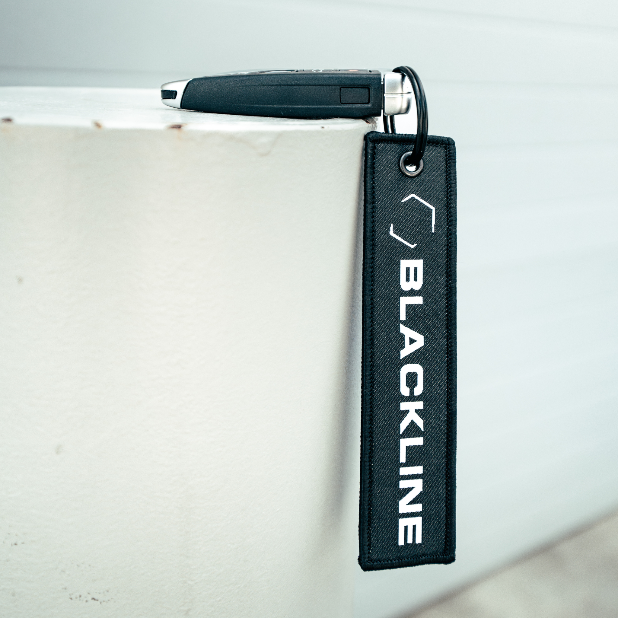 BLACKLINE® KEYCHAIN