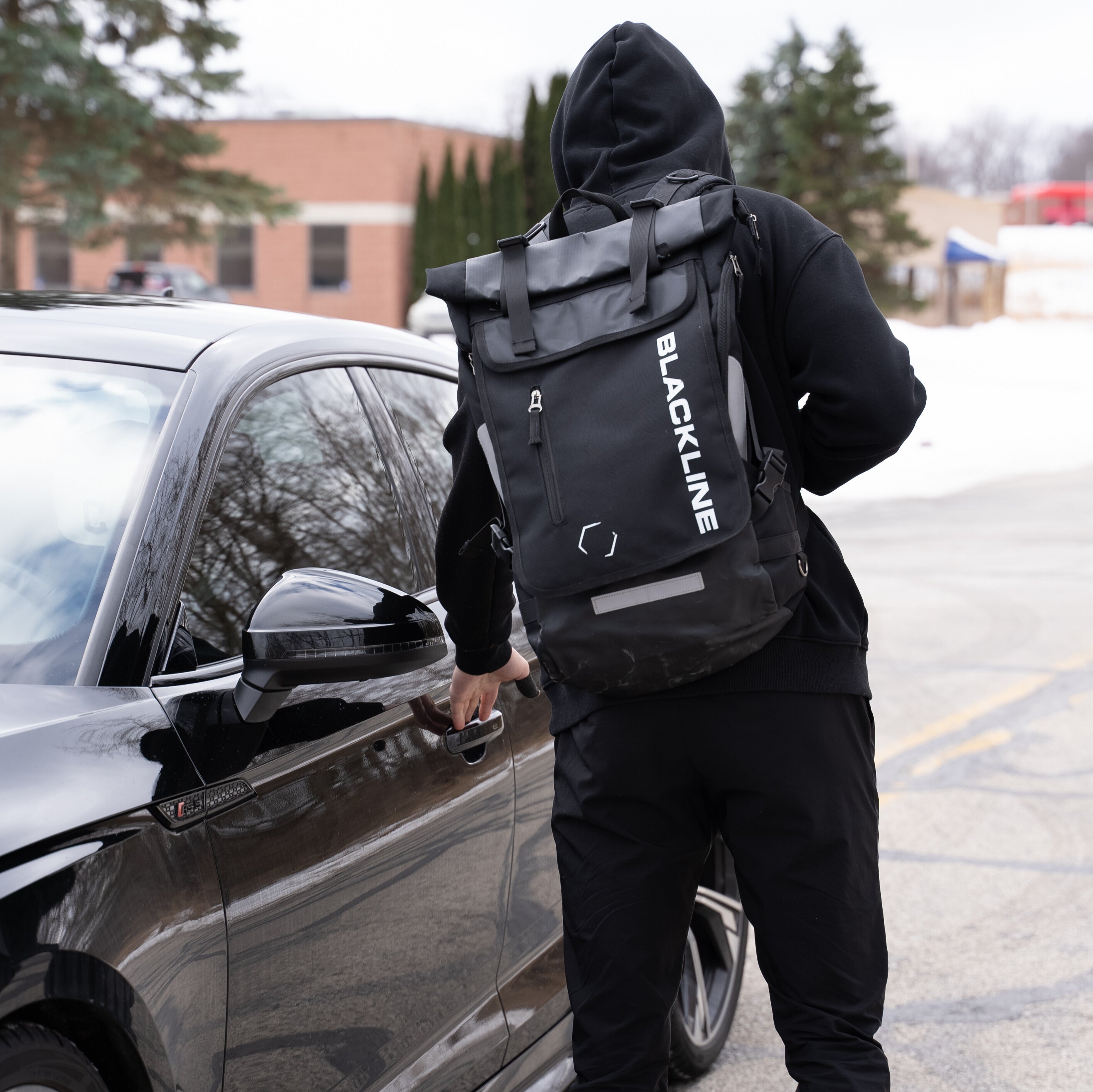 BLACKLINE ESSENTIAL BACKPACK